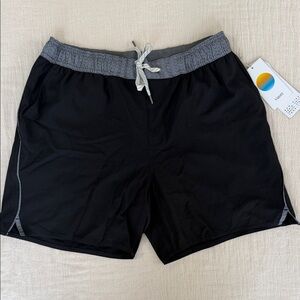 Vuori Kore Short Black Mens Large Lined Athletic Running Shorts NWT